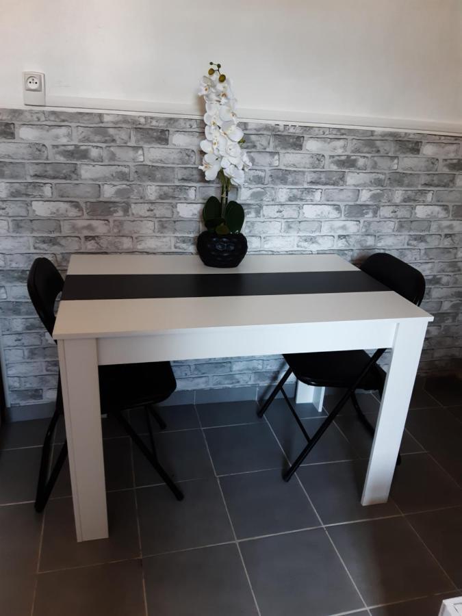 Maison A La Tour Du Pin 빌라 외부 사진